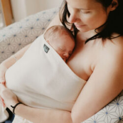 Echarpe Peau à Peau – Perle – Néobulle